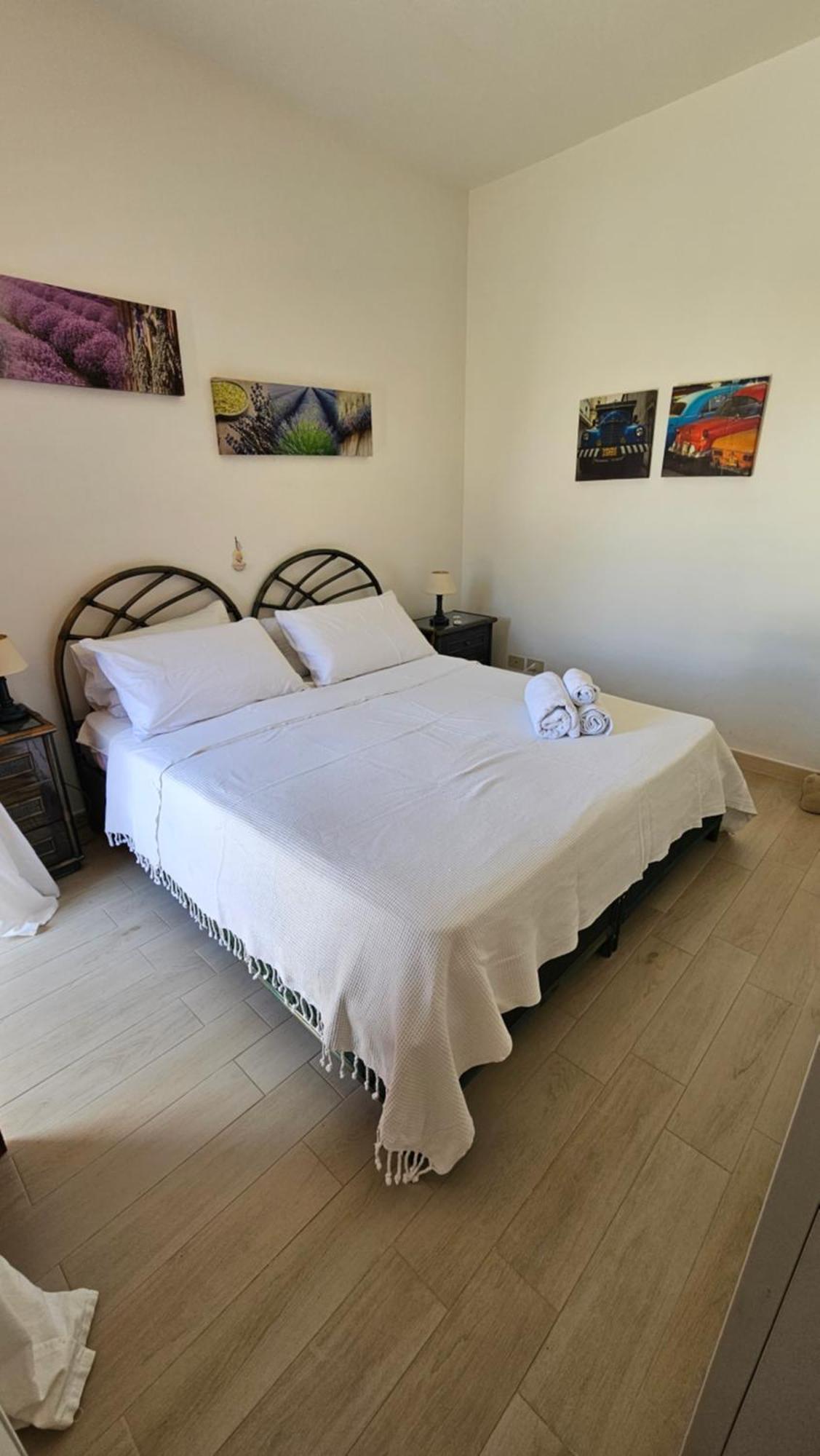 Isolahome Isola delle Femmine Eksteriør billede